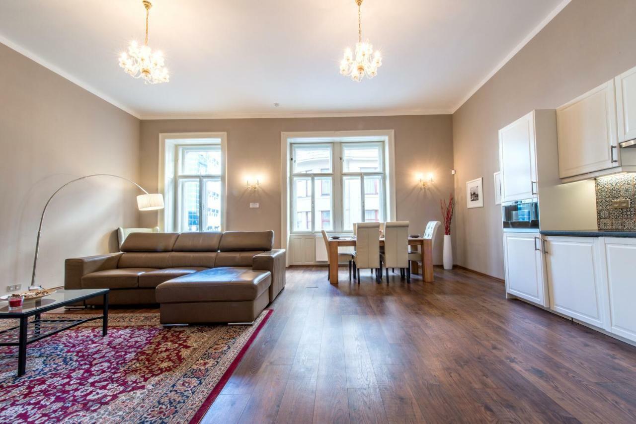 ✰downtown Grand - Old Town Location✰ Prague